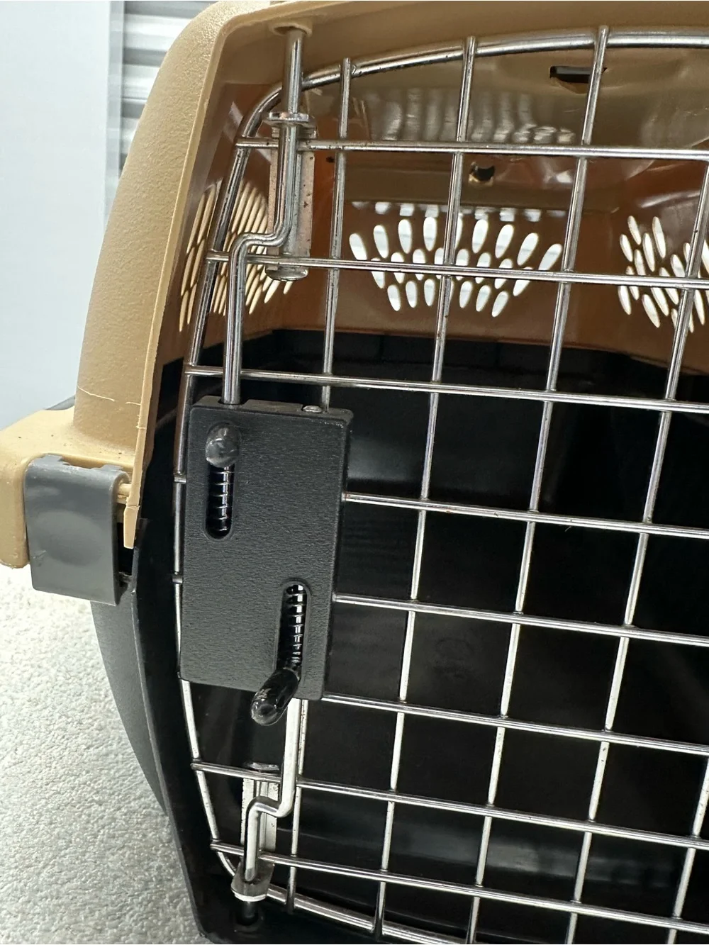 PETMATE PET TAXI Dog Cat Travel Carrier Hardsided Transport Animal Crate Small